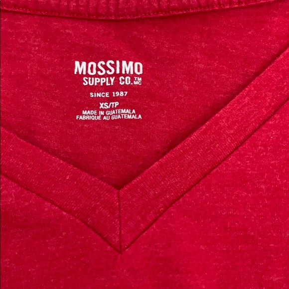 basic red tee - Picture 2 of 2